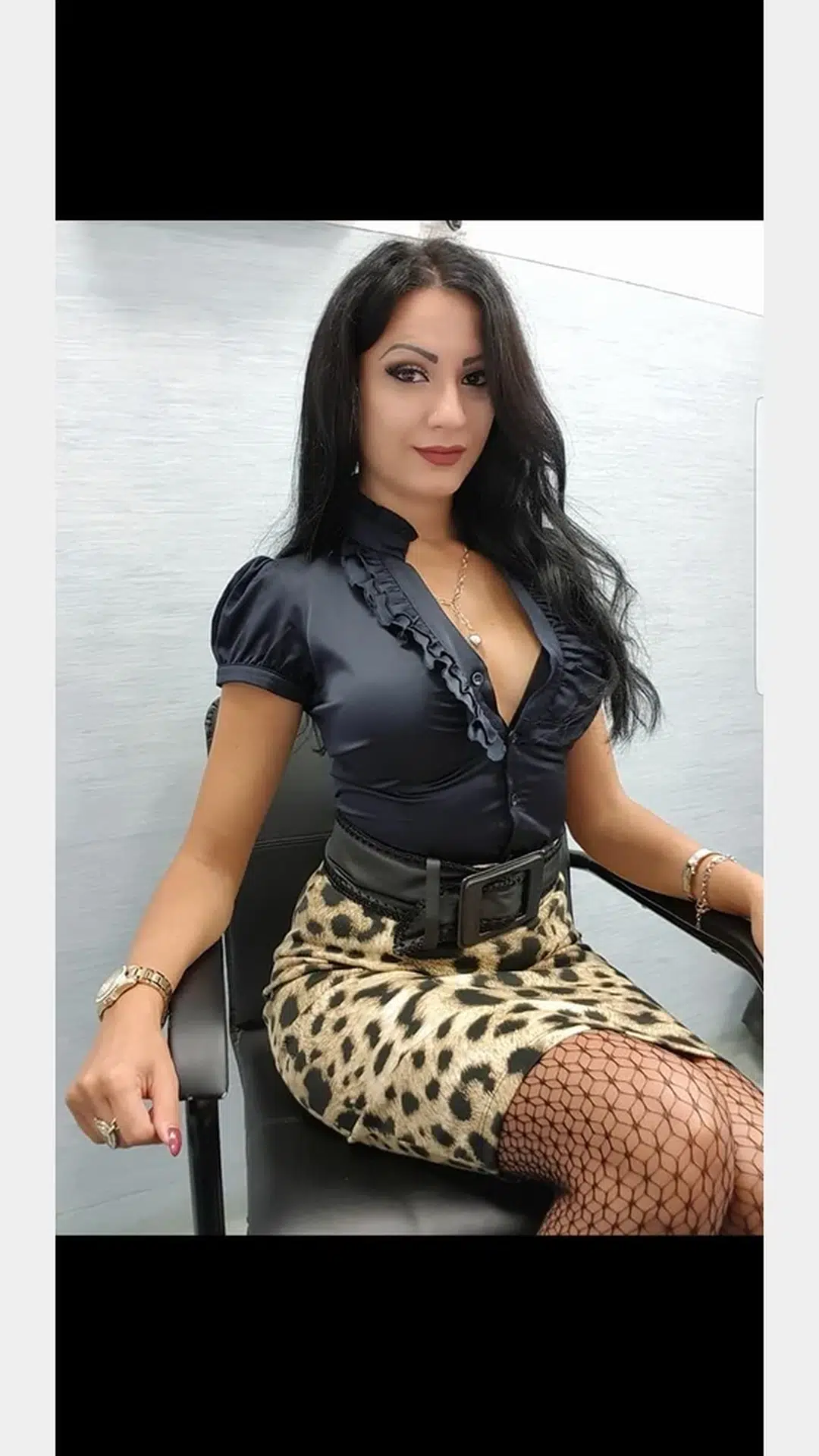 Esenyurt escort makalesi için kütüphane görseli 15, 01 portre